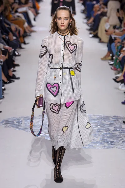 Look 58